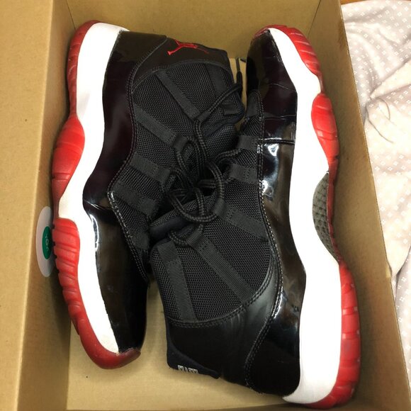 Air Jordan 11 Bred – Size 10.5 - Picture 7 of 8